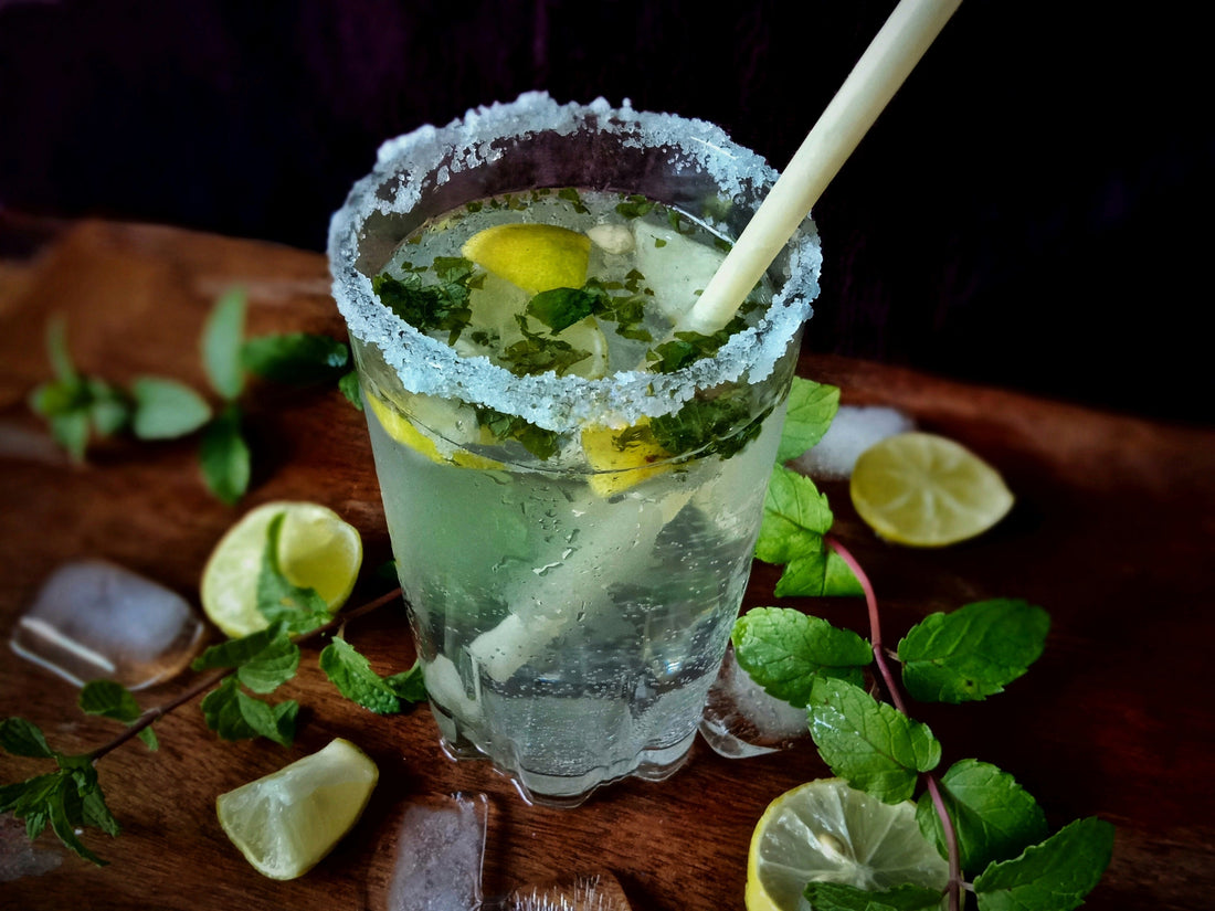 How To Make A Mojito | Skinny Cocktail Guide - theskinnyfoodco
