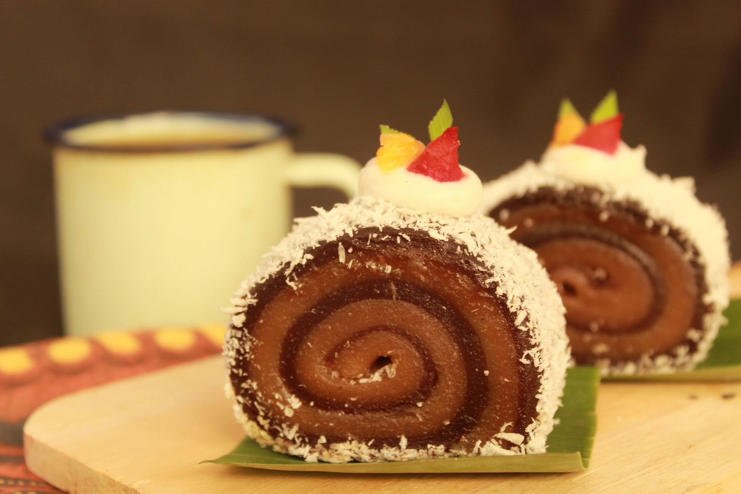 Christmas Chocolate Yule Log Recipe | Christmas Desserts – theskinnyfoodco
