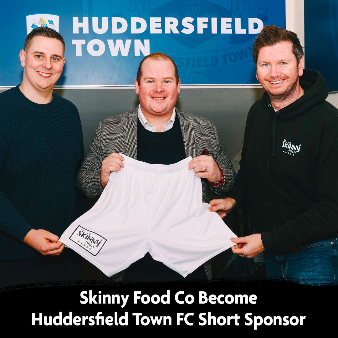 Skinny Food Co wordt nieuwe korte sponsor van Huddersfield Town FC - theskinnyfoodco